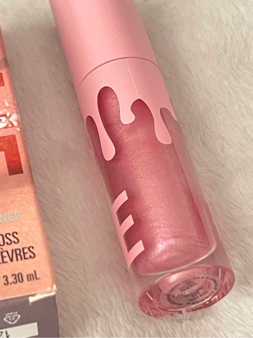 Kylie Cosmetics High Gloss in Daddy’s Girl - Picture 14 of 15